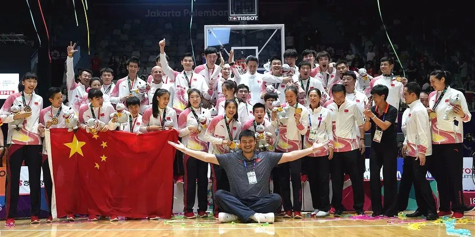 「维维足球杂谈」“姚明模式”已印证——足球也应该“专业人做专业事”