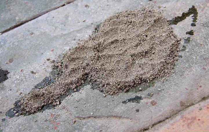 汽车养护小窍门搞笑,汽车油迹怎么清洁