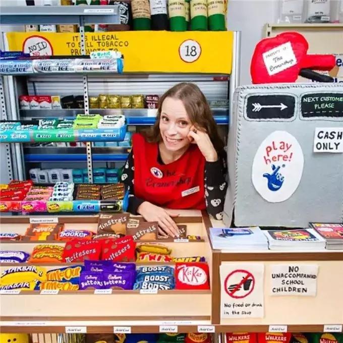 卖假货还能瞬间秒空，英国艺术家的快闪店火遍ins