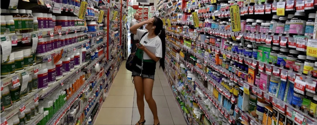 做梦！还想靠代购买豪车豪宅？坐牢怕不怕？