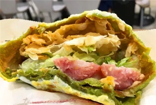 大连美食煎饼果子,吃遍大连小吃街