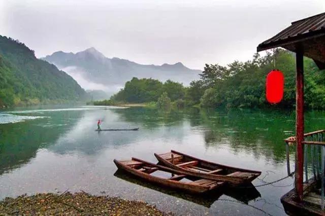 中华大地，每一寸河山，都饱含着文人骚客们的诗情画意