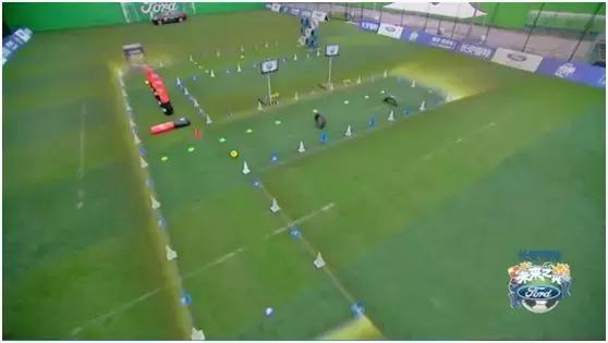 涓浗瓒崇悆灏忓皢鏃犵晱鍚戜笂鐮ョ牶鍓嶈,瓒崇悆灏忓皢鏈濈潃姊︽兂鍓嶈繘