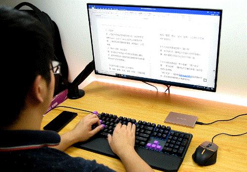 精致纤薄、高效稳定，LaCie保时捷设计2TB移动硬盘测评