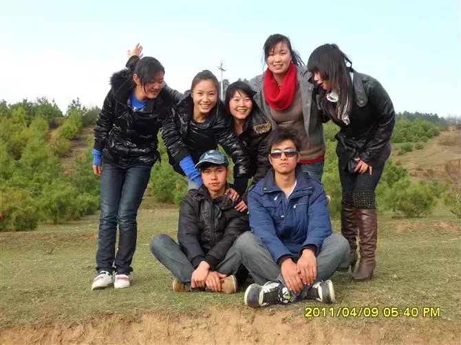 涓轰簡鐖辨儏缈诲北瓒婂箔,涓轰簡鐖辨儏鎶崋鏂╂鐮ョ牶鍓嶈