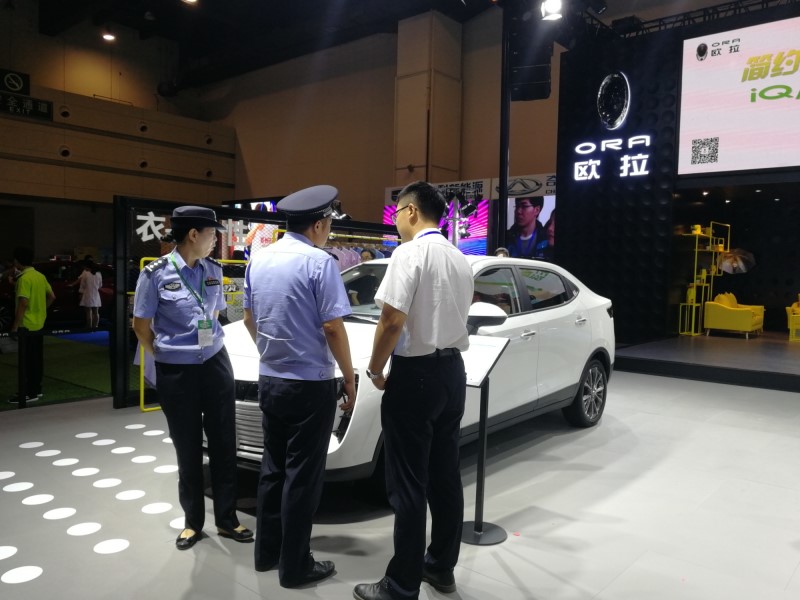 集颜值与性价比于一身，长城纯电动欧拉8.98万起郑州开售！