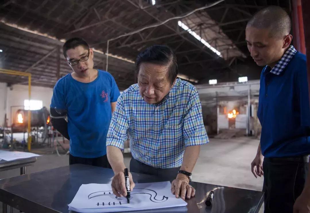 下工厂进车间,“80后”韩美林勃发生命本质里的艺术渴望