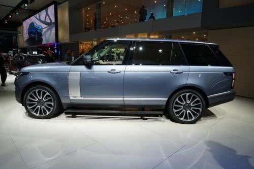 路虎揽胜v6和l6动力pk,2022路虎揽胜5.0耀动版动力