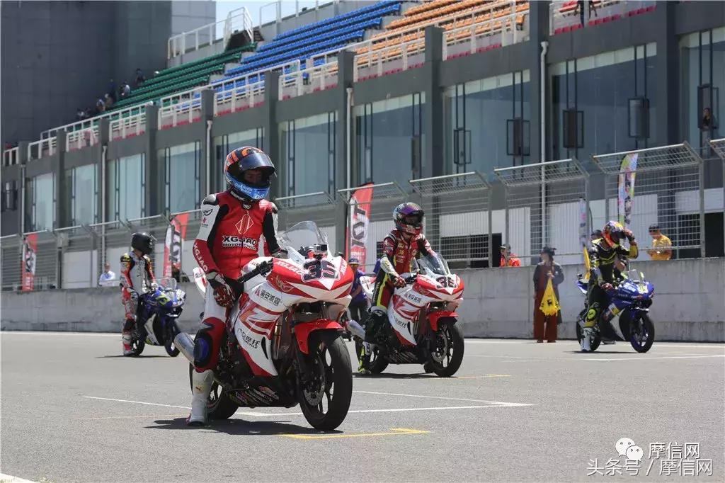 再创佳绩！新感觉自主双缸250CC赛车征战CRRC（贵阳站）