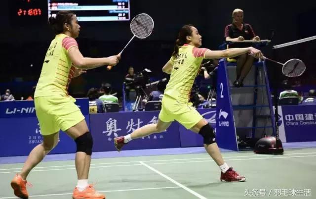 羽毛球双打发球错误案例,羽毛球常见错误集锦