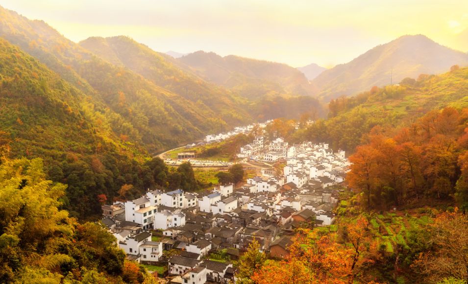 秋天的婺源什么时候去最美,秋天的婺源是色彩的天堂