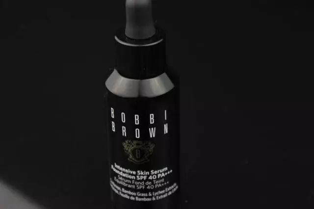 妆容分享秋冬暖意红唇妆,秋冬妆容彩妆好物推荐