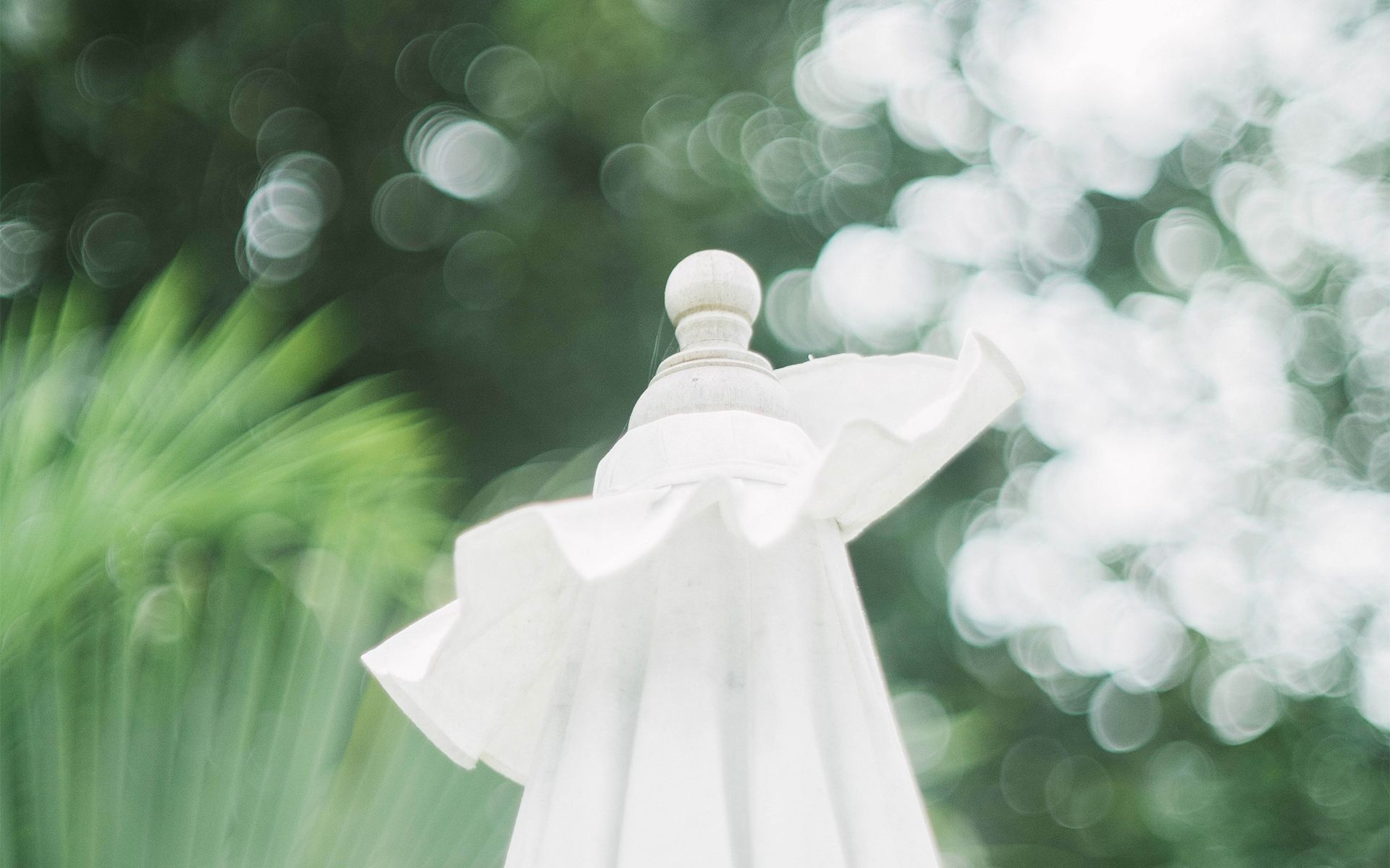 抖腿的行为心理学解释,心理学一个人经常抖腿说明了什么