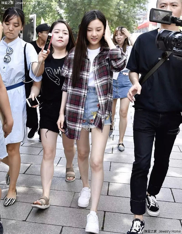 千元可以买到大牌奢侈品,千元就能买奢侈品