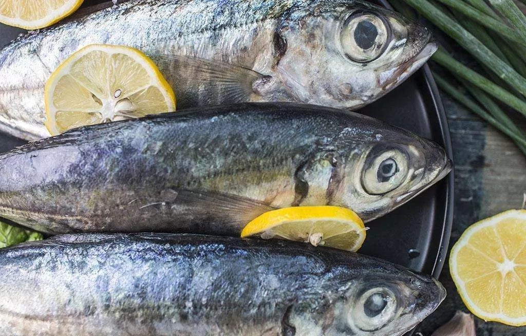 深海鱼油没用，这些年花的都是冤枉钱？真相是：吃鱼更好！