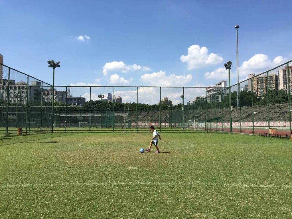 同样是做体育营销，这家车企让好几种人点赞