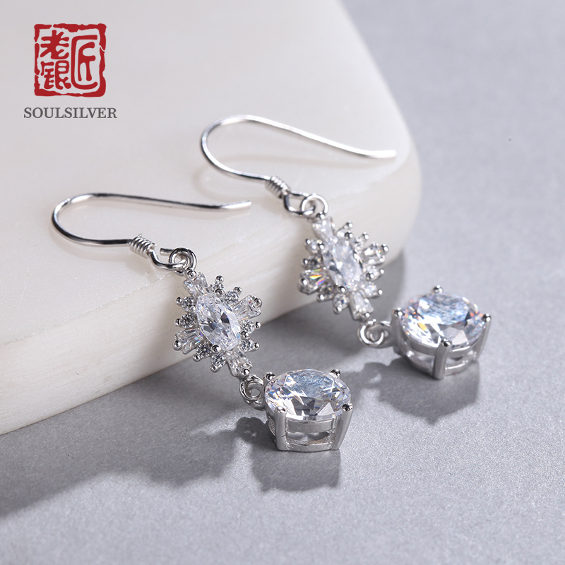 佩戴银饰的好处与坏处,男生戴银饰的好处