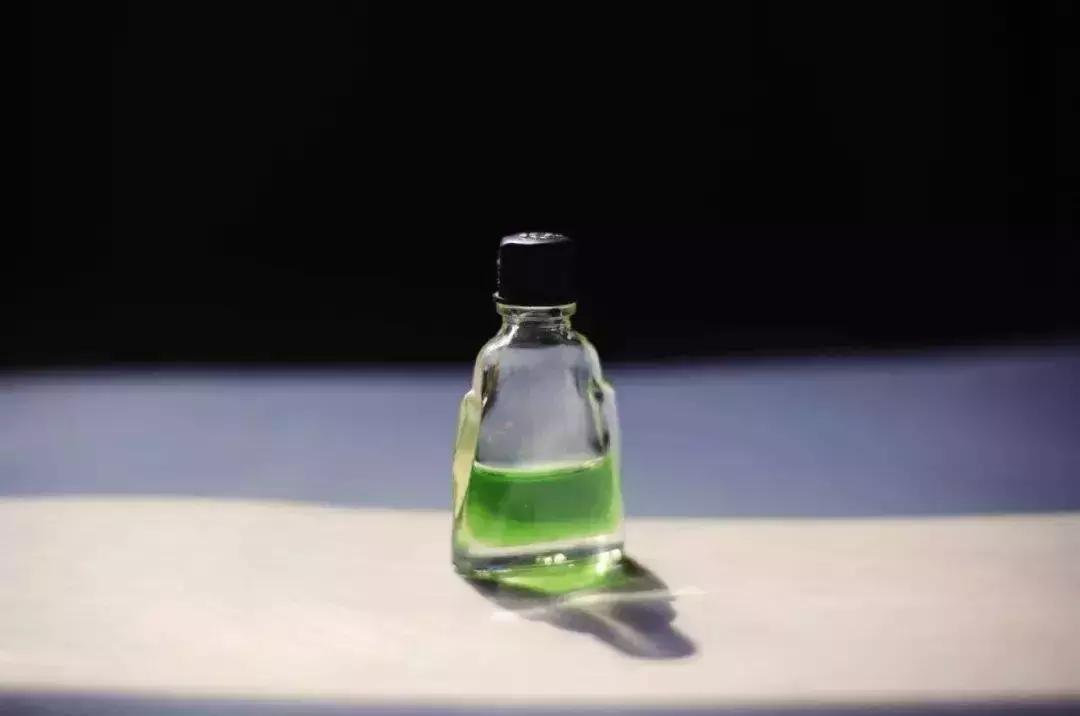 快速处理不干胶的方法,生活小妙招去除不干胶