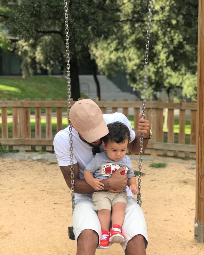 巴萨新赛季球衣公布18-19,巴萨下赛季球衣曝光