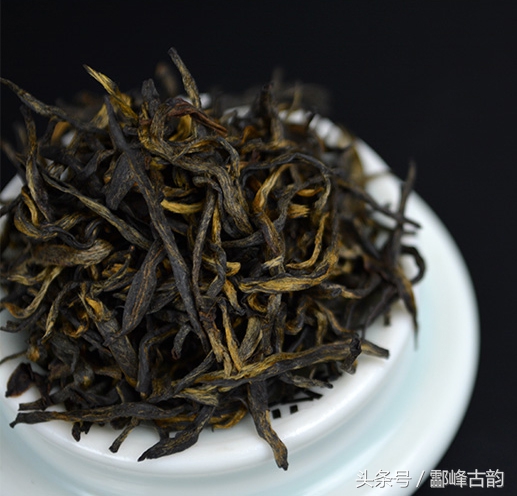 品鉴一杯红茶需要熟悉这几种香气,夏季喝红茶如何挑选红茶