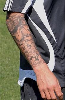 贝克汉姆的身上纹,贝克汉姆是什么时候纹身的