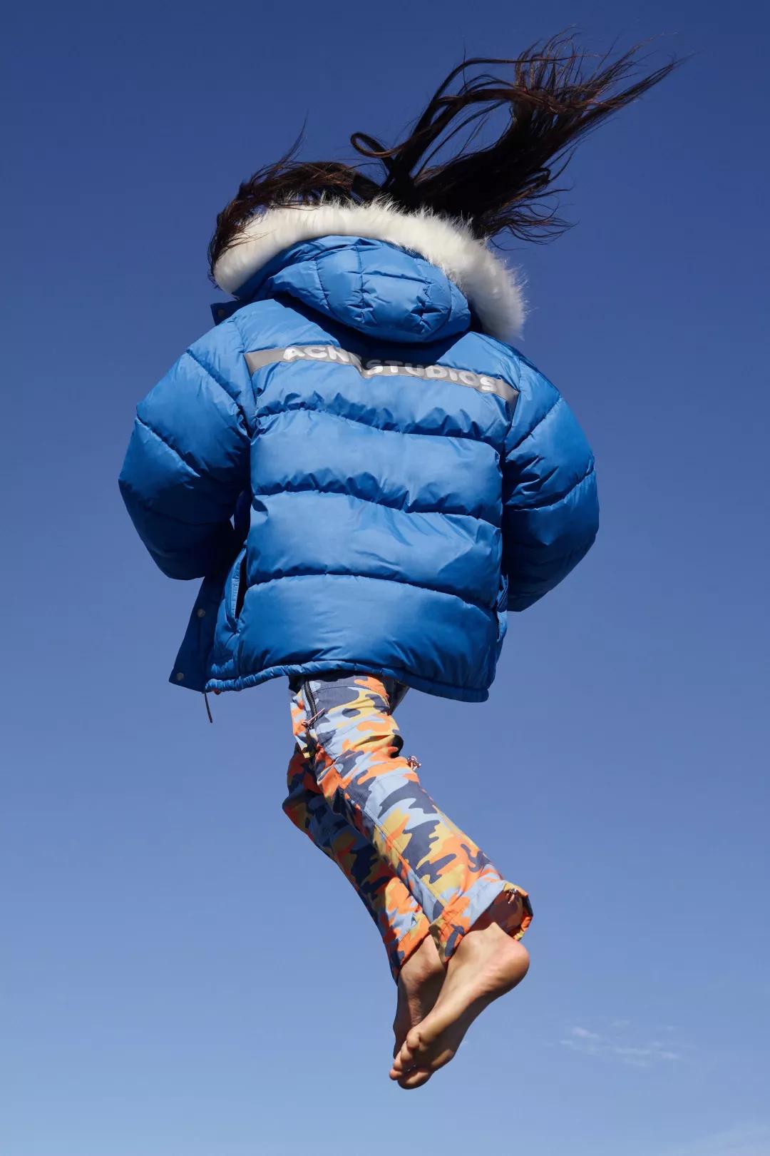 最新出圈的国潮联名款卫衣,三大国潮联名卫衣