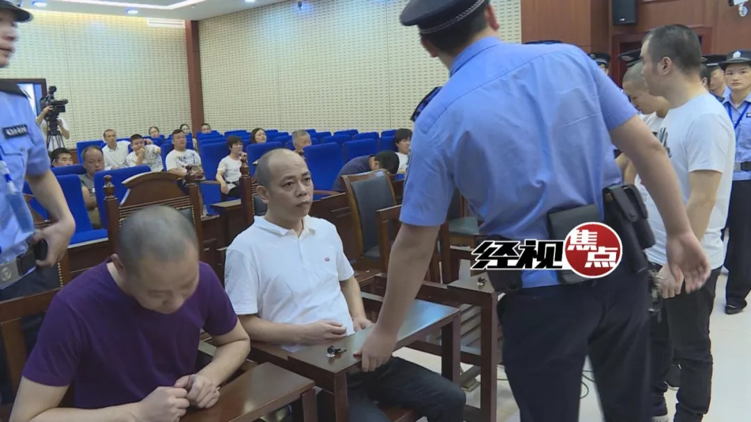 闀挎矙璀︽柟涓ユ墦鍙戝崱鎷涘珫鍥紮,闀挎矙璀︽柟鎵撳嚮鍙戝崱鎷涘珫