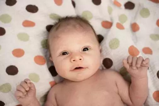 爱他美奶粉官方回应,官方奶粉爱他美