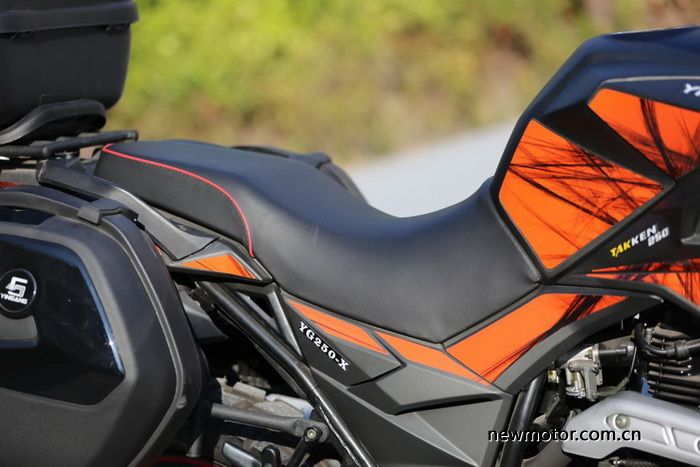 银钢铁拳250摩托车多少钱一辆,银钢铁拳250摩托车质量怎么样