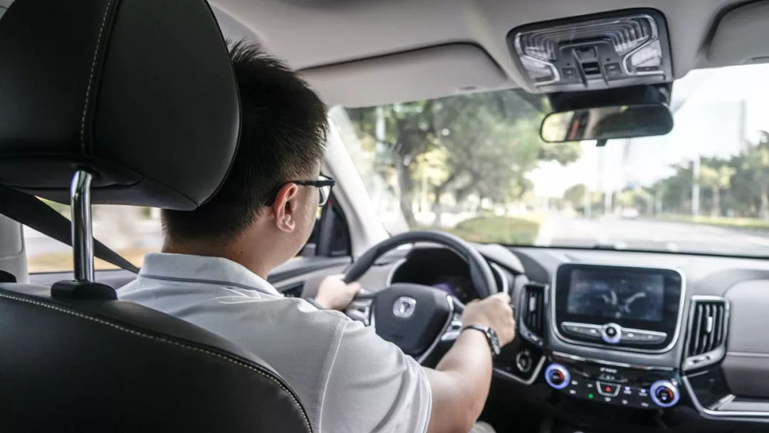 长安cs55轻年版第三代试驾,长安cs5548v轻混试驾视频