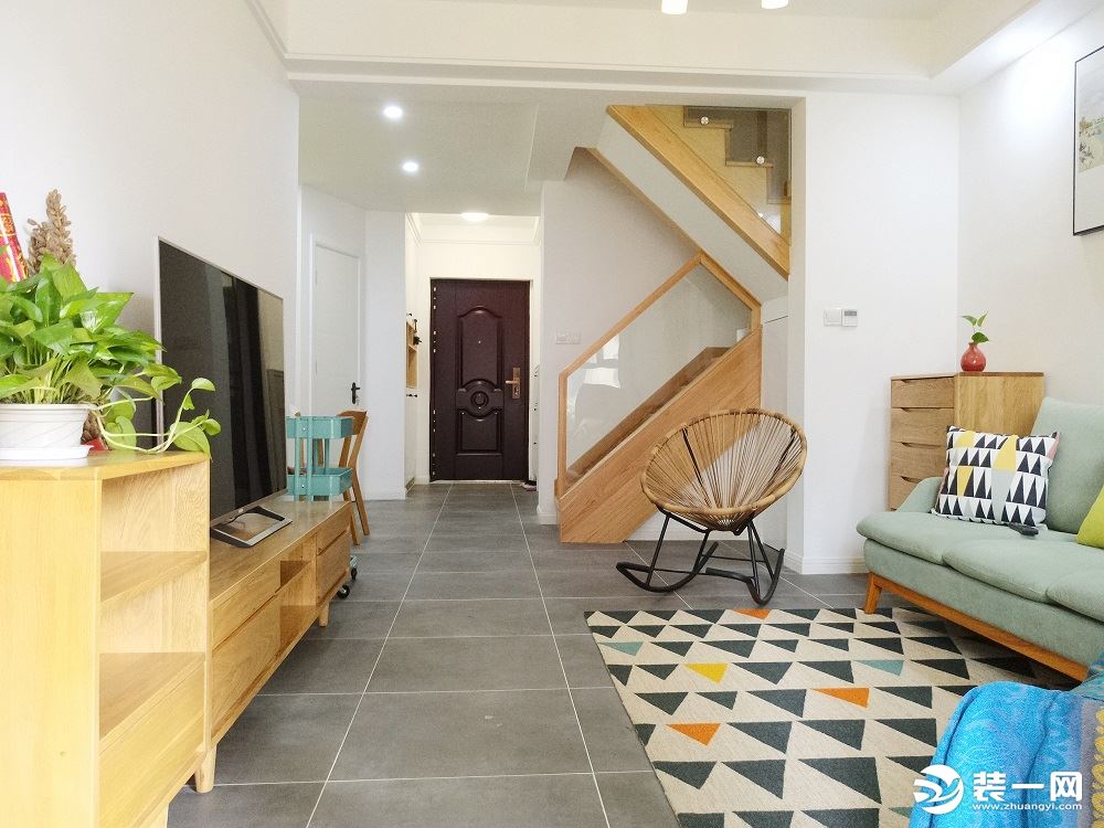 苏州华润橡树湾，107平两层小复式北欧风装修，带有秋天的味道~