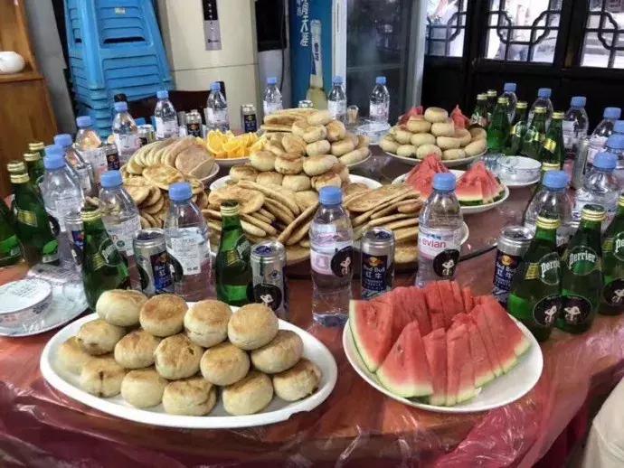 邓伦小哥哥又背锅了