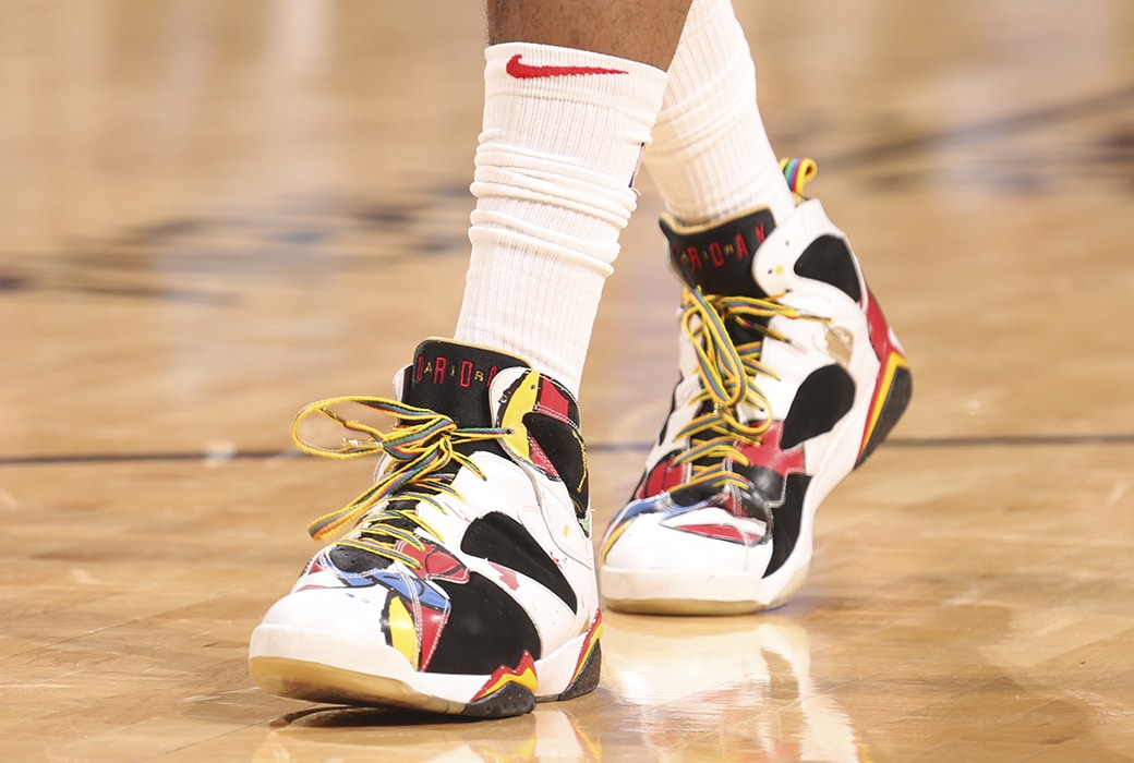 塔克球鞋上脚视频,塔克4000双球鞋