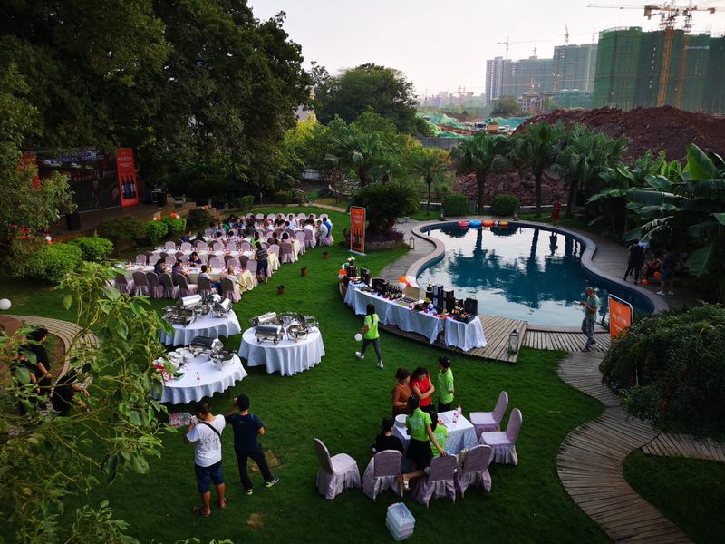 第九代张裕解百纳品鉴会荆州,张裕解百纳干红品酒大师的选择