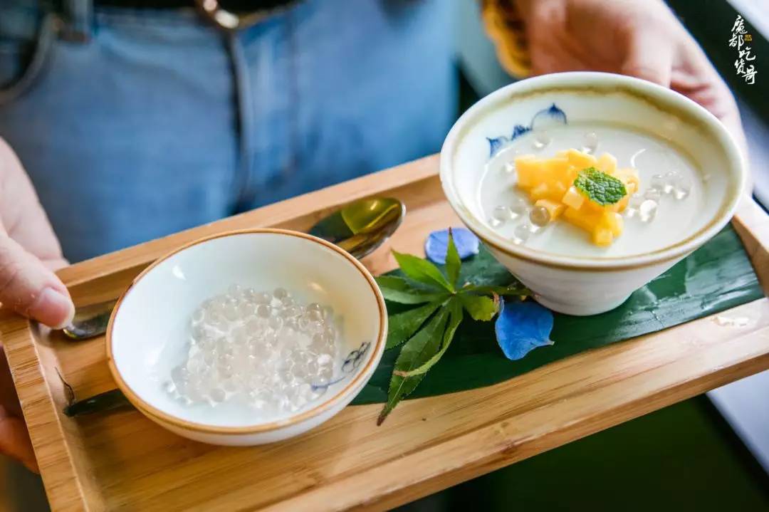 火爆魔都的川菜馆,魔都排队王川菜江汉路