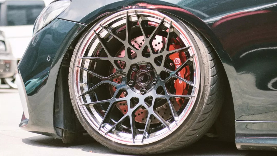 在4s店应该加装什么,4s店订车可以增加配置吗