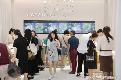 love鐖变笌琚埍,lovelove蹇冨舰閽绘垝