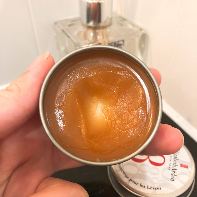 秋风皮肤干燥怎么护肤,秋风吹皮肤干燥