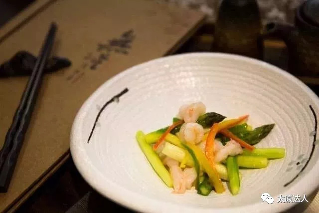 7折！开在美术馆里的大师级日料！100+种菜品无限畅吃~