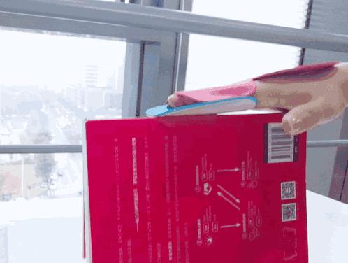 金丝绒衣服沾灰粘毛怎么办,衣服很容易粘毛沾灰