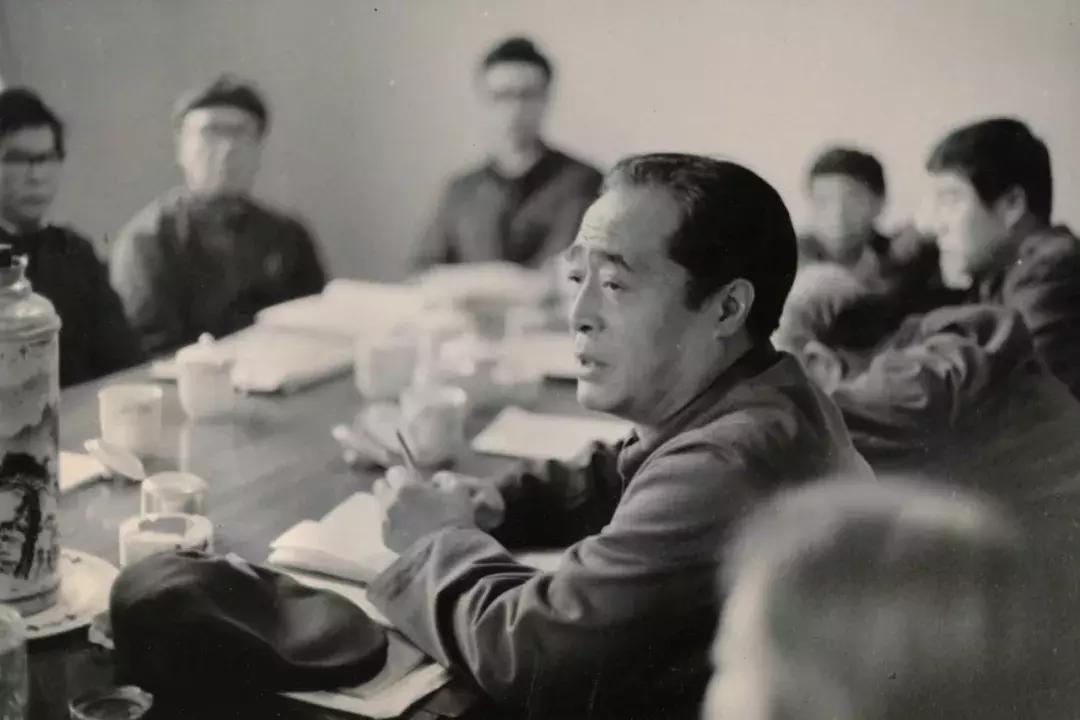 80后女孩，割舌自述：我们是最受压迫的一代