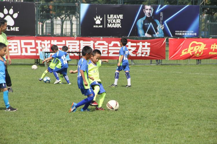 孩子踢足球算体育加分吗,孩子学踢足球有多厉害