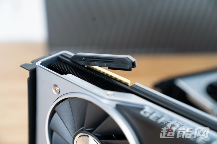 asusrogstrixgeforcertx2080ti,nvidiageforcertx2080supervgag740