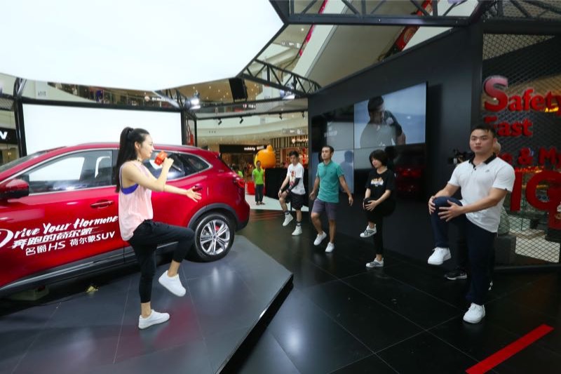 魔都时尚潮人排长队都要体验的“荷尔蒙工厂”现已在广州开业