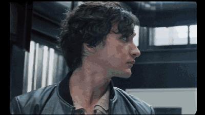 穷就是穷，穿越也翻不了身！