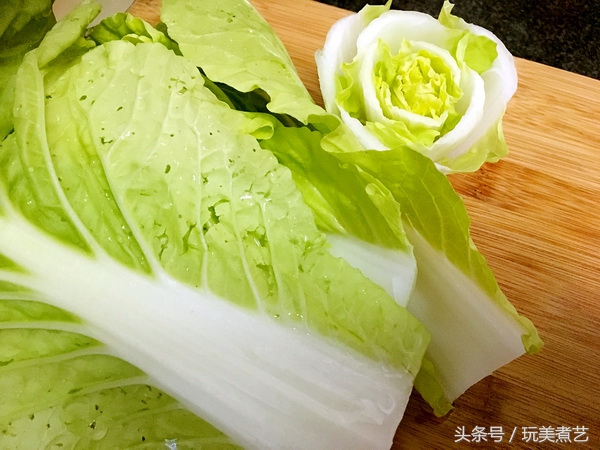 豆腐鳕鱼羊肉,鲜豆腐煮鱼