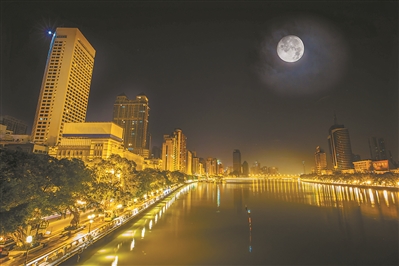 赏月佳会映照千里