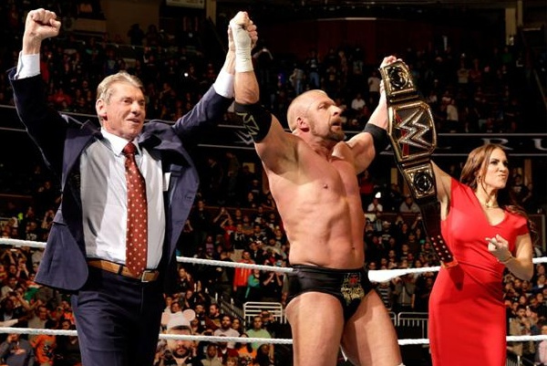 wwe罗曼雷恩斯总决赛,wwe为爱情而战