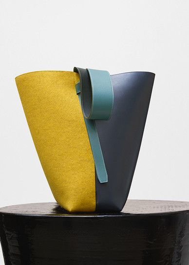 如果你是CELINE的老板会因为换了设计师就不卖自家爆款了吗？