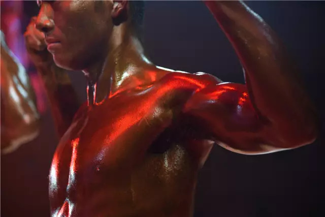 部队军营健身房,军营健身房